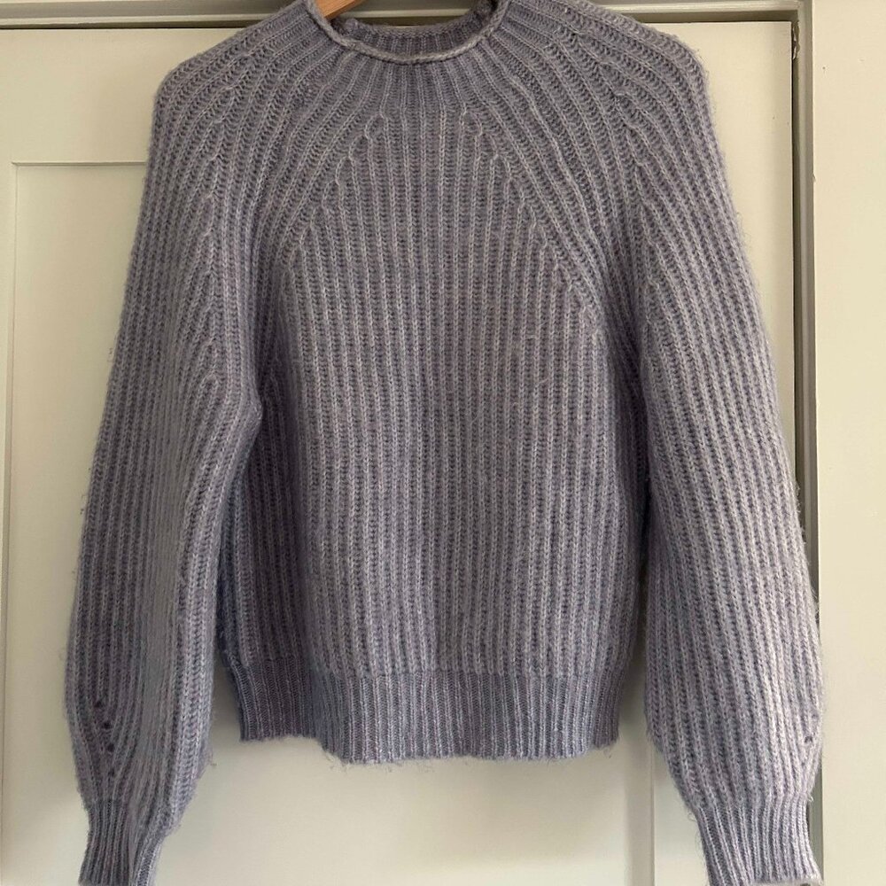 BB Dakota Lavender Puff Sleeve Sweater